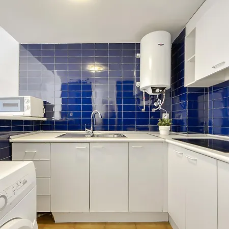 Apartment Platja De Roses-2 By Interhome